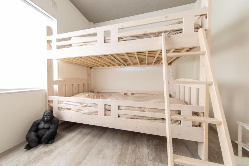 Guest House Gorilla image