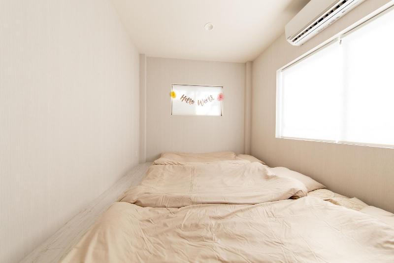 Guest House Gorilla image