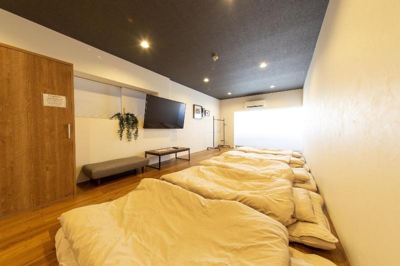 Guest House Gorilla image