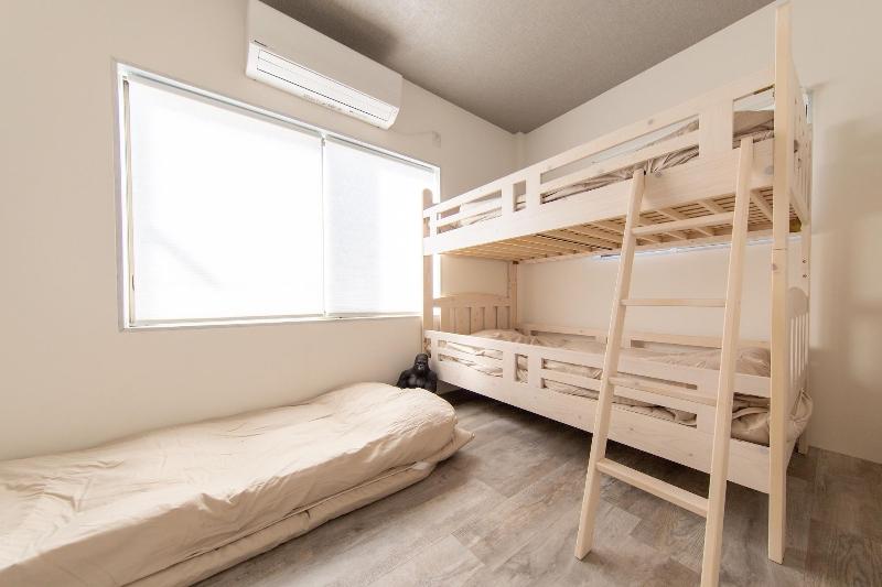 Guest House Gorilla image