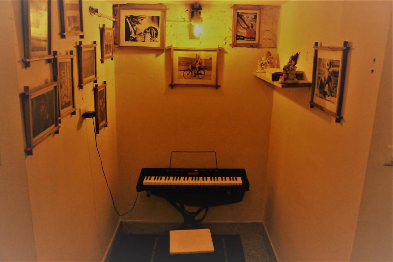 Backpackers Villa image