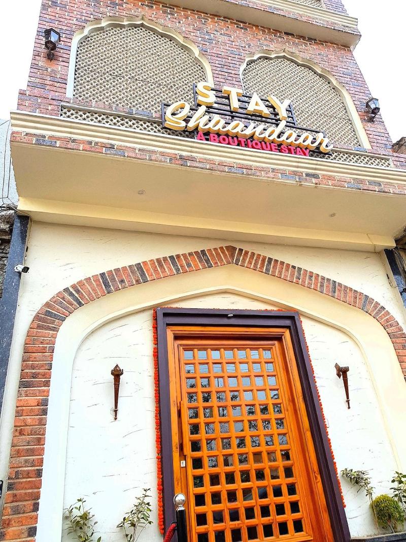 Stay Shaandaar — general view