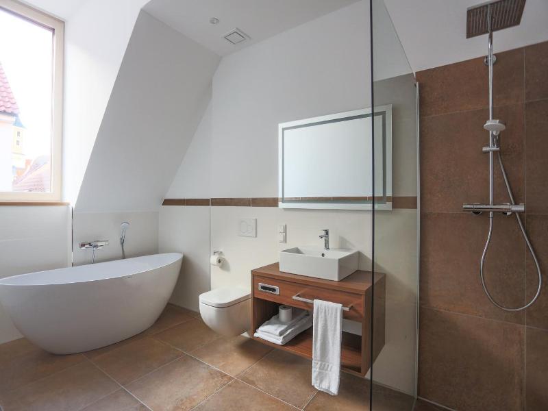 Hotel Lutz image
