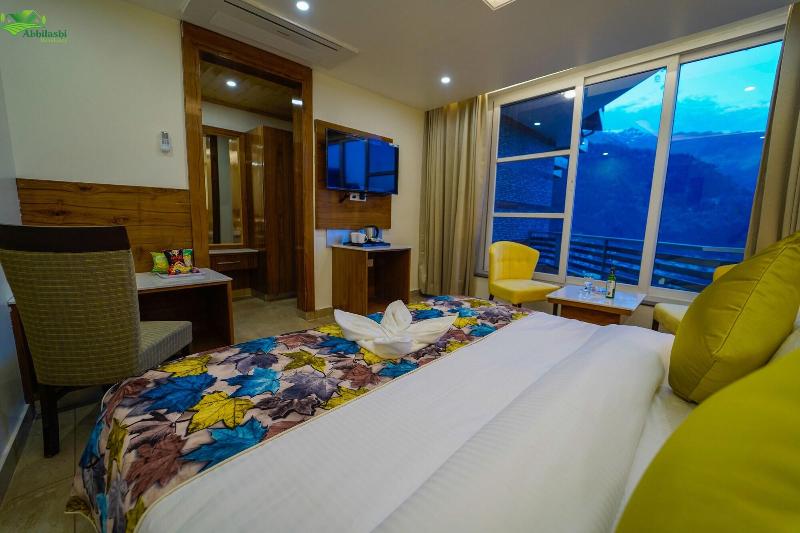 Abhilashi Residency & Spa Manali image