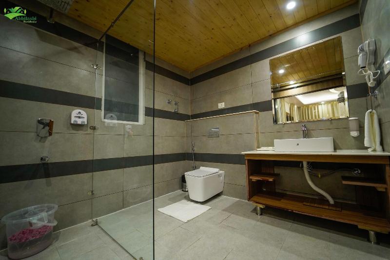 Abhilashi Residency & Spa Manali image