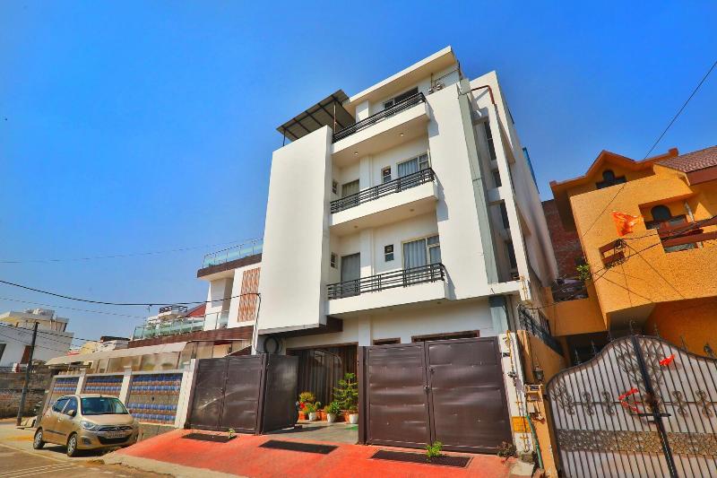 Hotel Aarya — general view