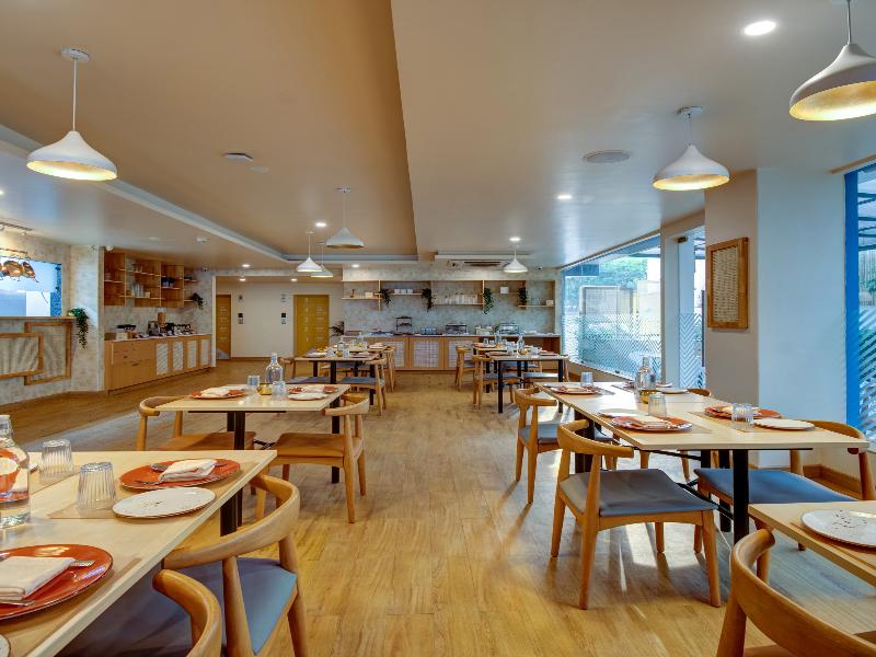Bloom Hotel - Hitec City