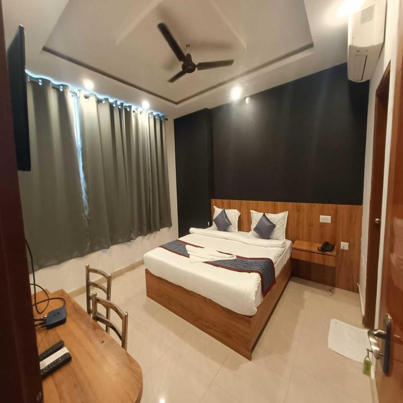 Hotel Orchid — general view