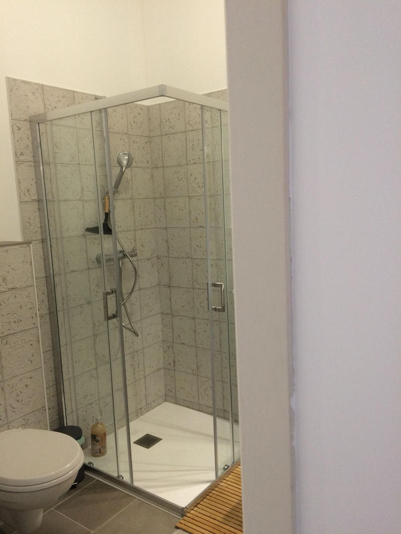 Les 3 Pigeons image