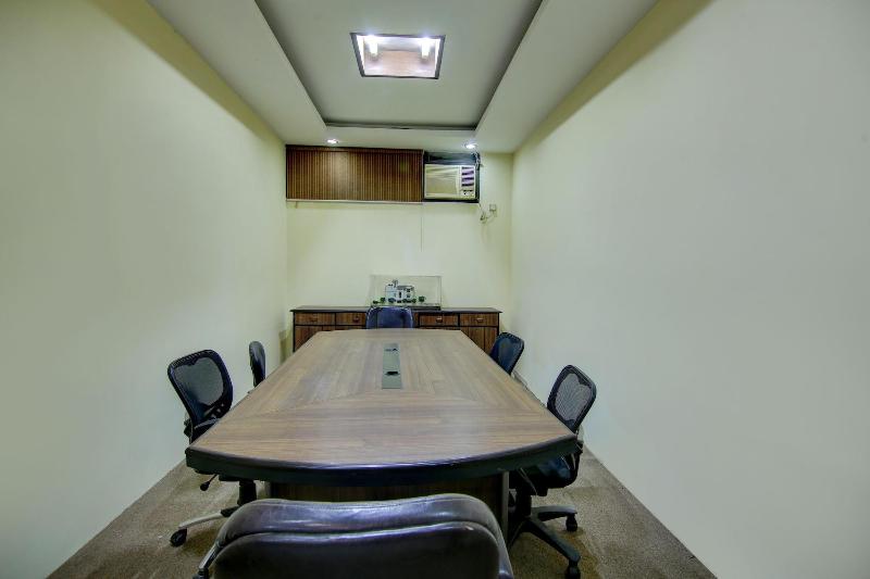 Fabhotel Staywell image