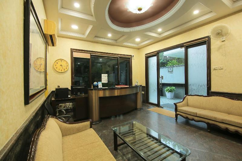 Fabhotel Staywell image