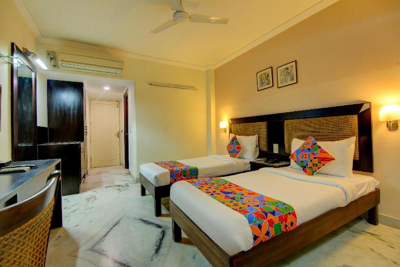Fabhotel Staywell image