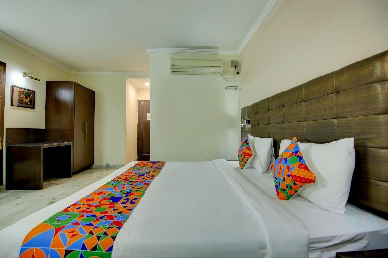 Fabhotel Staywell image