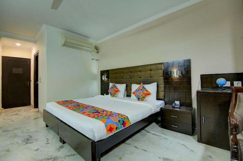 Fabhotel Staywell image