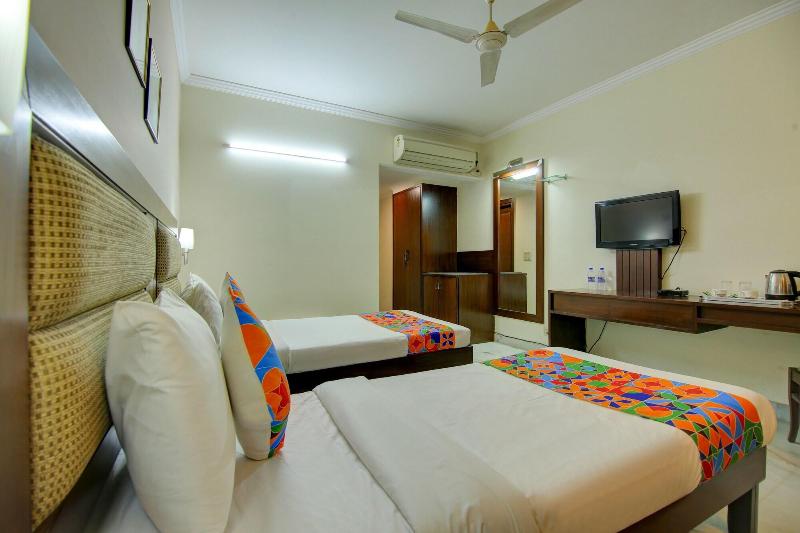 Fabhotel Staywell image
