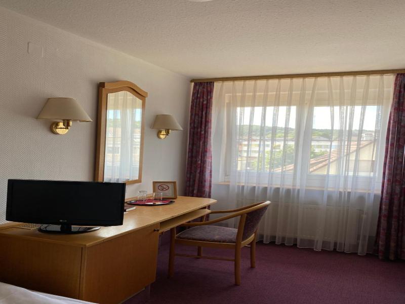 Hotel Restaurant Zum Loewen image