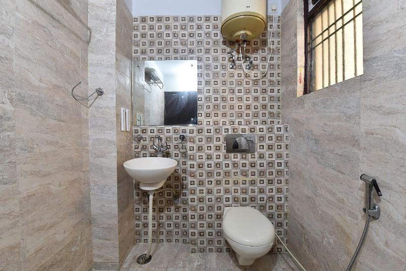 Fabhotel Rushank Palace image