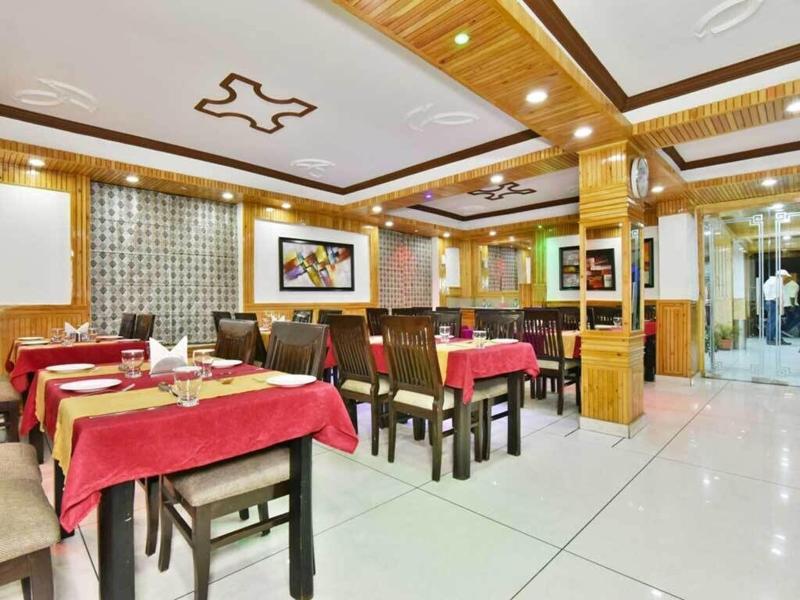 Hotel Himgiri Manali image