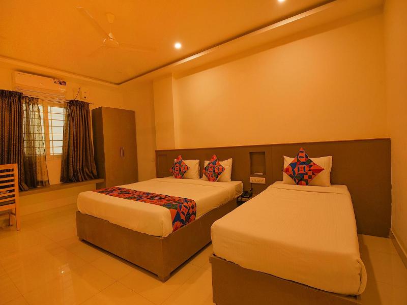Fabhotel Champion Gateway image