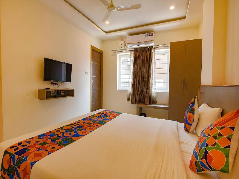 Fabhotel Champion Gateway image