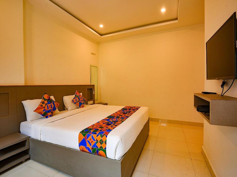 Fabhotel Champion Gateway image