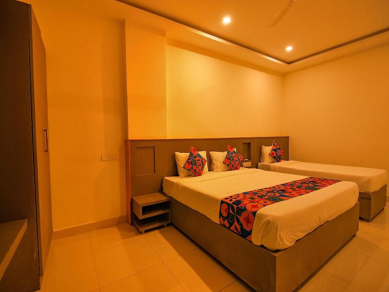 Fabhotel Champion Gateway image