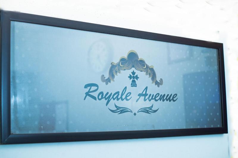 Hotel Royal Avenue By F9 Hotels image