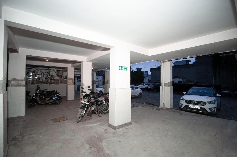 Hotel Royal Avenue By F9 Hotels image