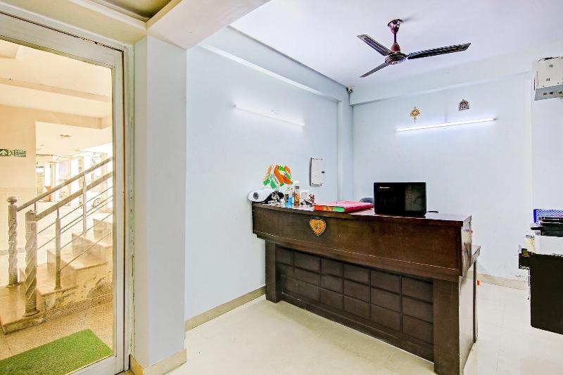 Hotel Royal Avenue By F9 Hotels image