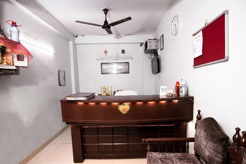 Hotel Royal Avenue By F9 Hotels image