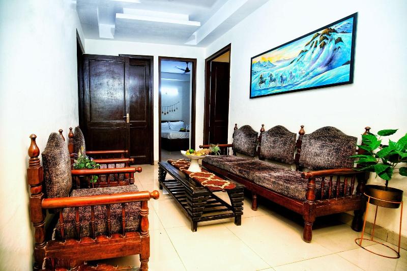 Hotel Royal Avenue By F9 Hotels image