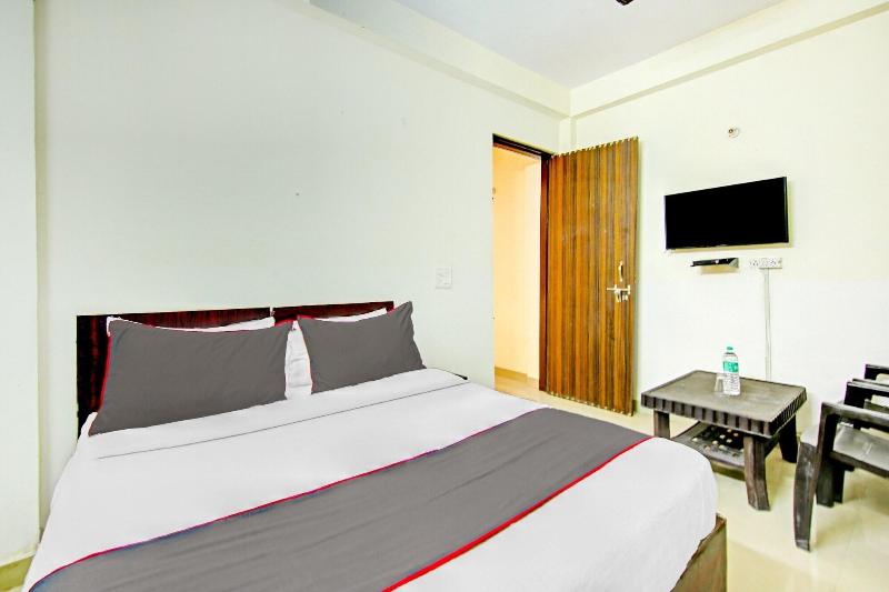 Hotel Royal Avenue By F9 Hotels image