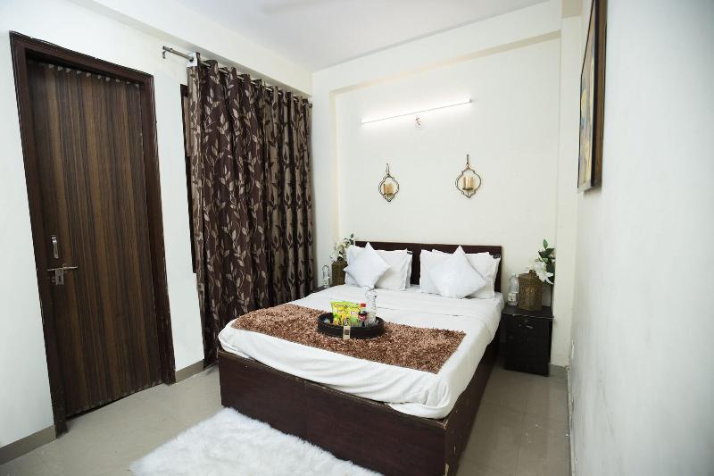 Hotel Royal Avenue By F9 Hotels image