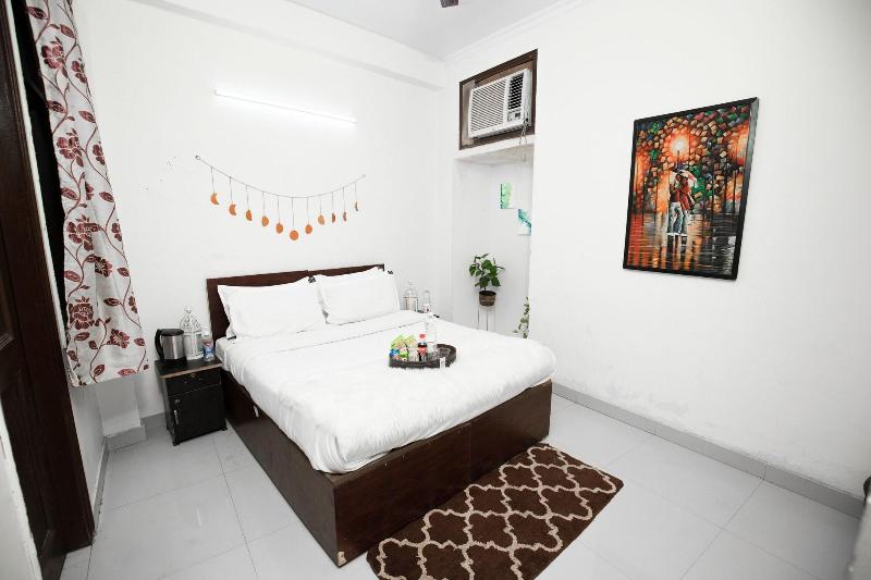 Hotel Royal Avenue By F9 Hotels image