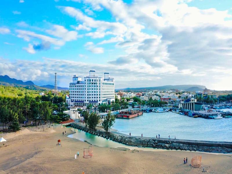 Kenting Long Beach Hotel image