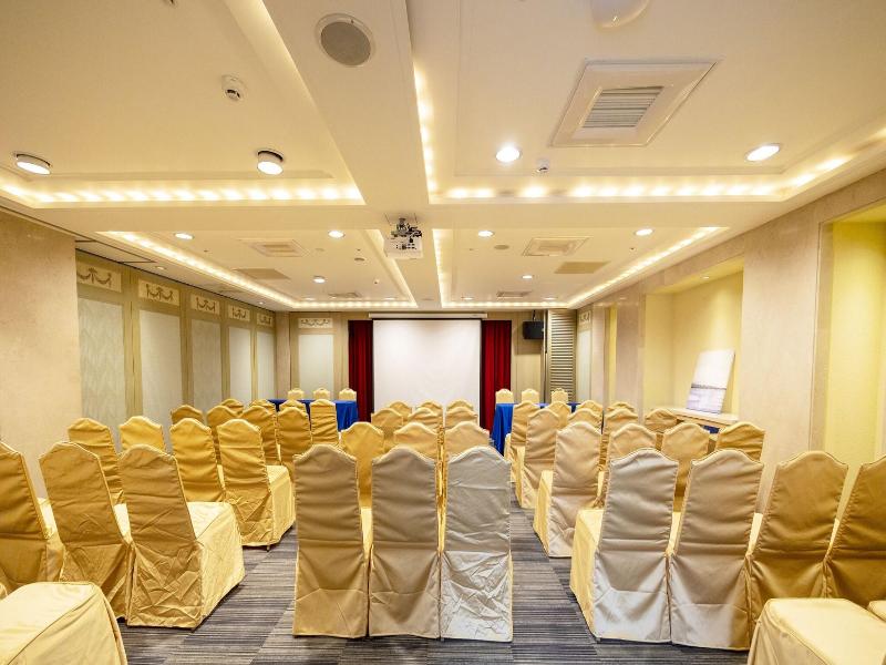 Kenting Long Beach Hotel image