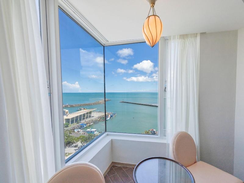 Kenting Long Beach Hotel image