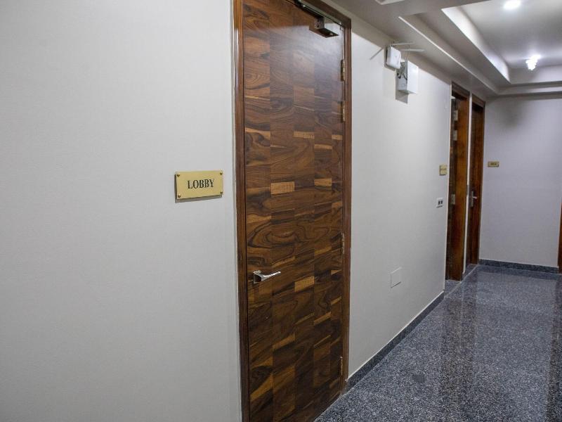 Dev Royale Hotel image