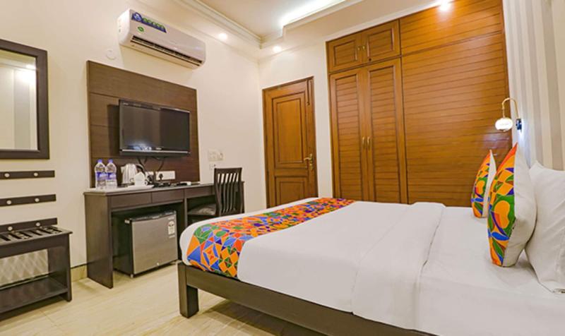 Fabhotel Rr Residency image