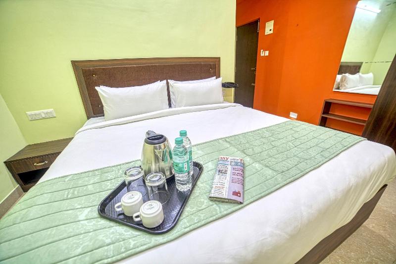 Red Key Airport Transit Hotel Bangalore image