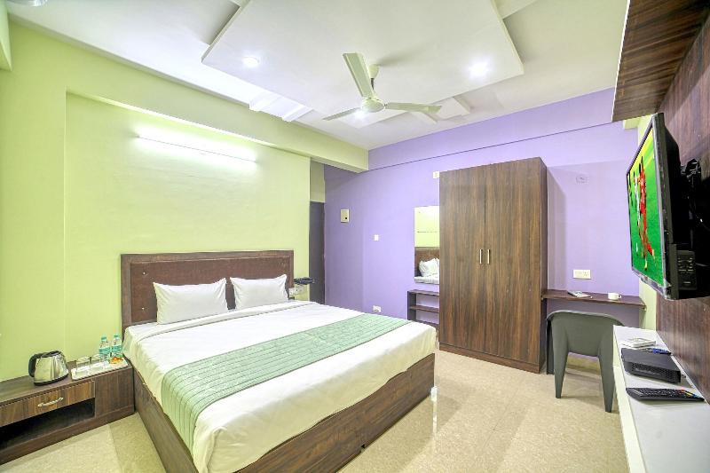 Red Key Airport Transit Hotel Bangalore image