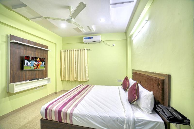 Red Key Airport Transit Hotel Bangalore image