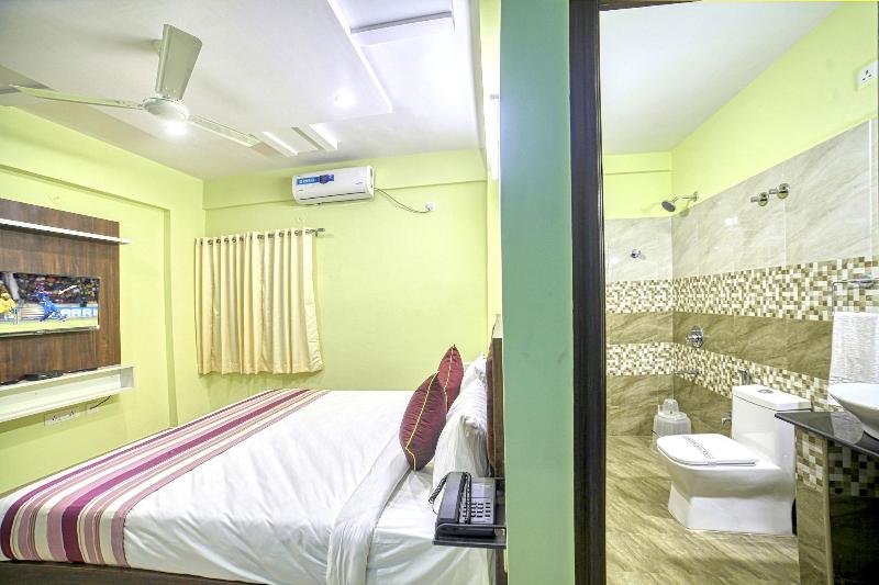 Red Key Airport Transit Hotel Bangalore image