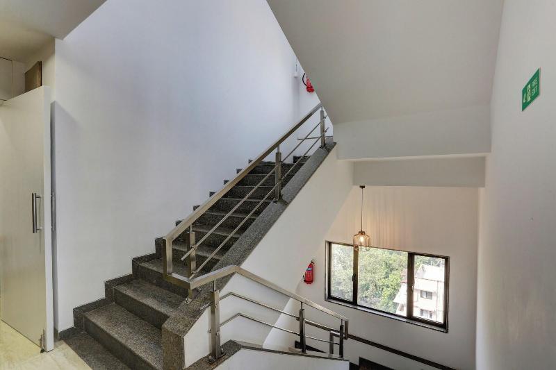 Hotel Ozone Inn image