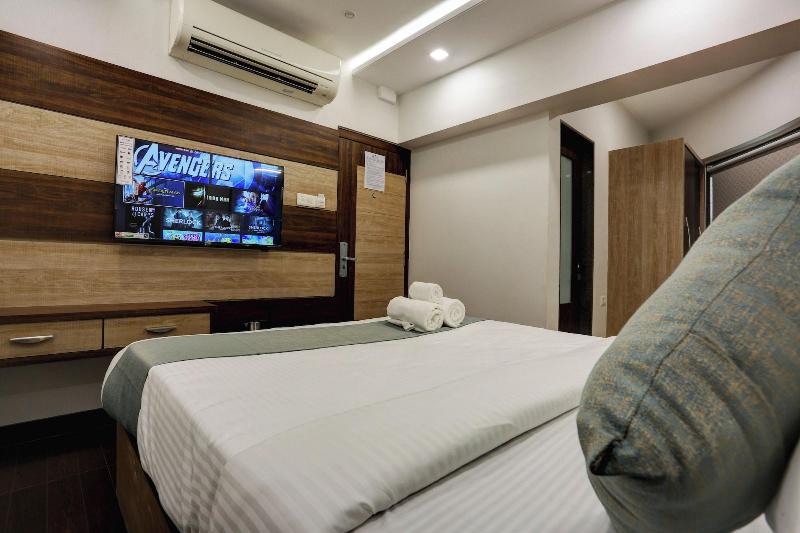 Hotel Ozone Inn image