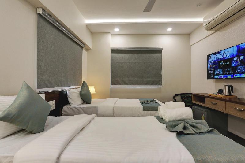 Hotel Ozone Inn image