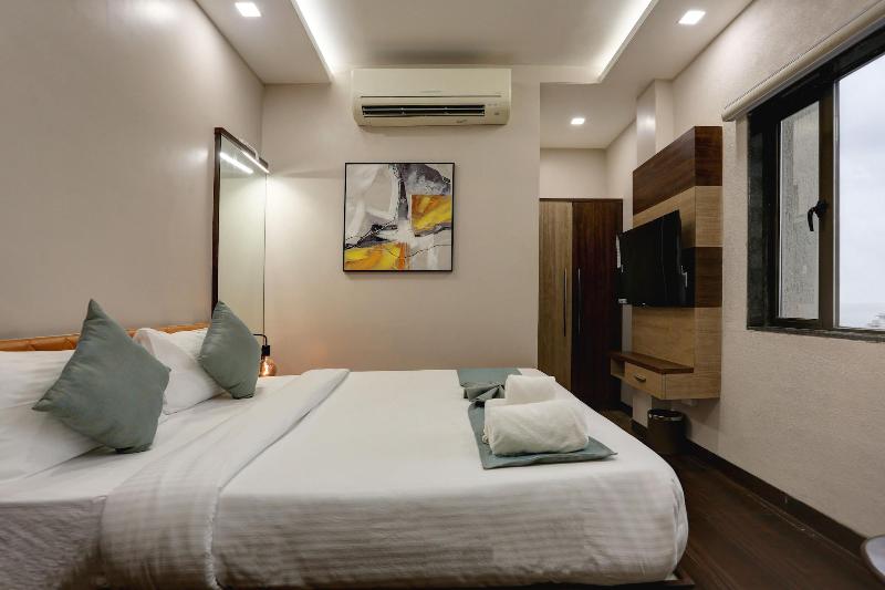 Hotel Ozone Inn image