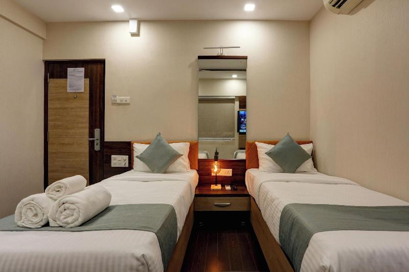 Hotel Ozone Inn image