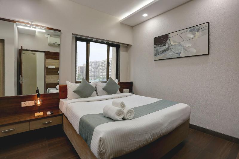 Hotel Ozone Inn image