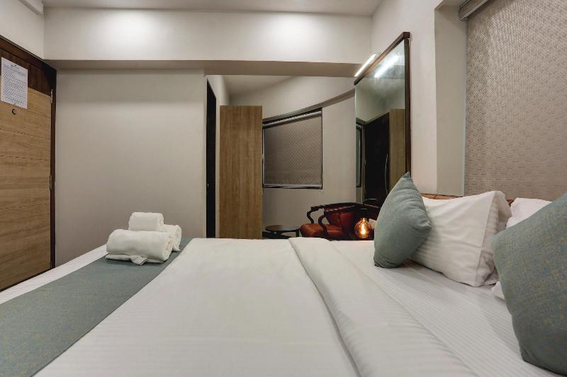Hotel Ozone Inn image